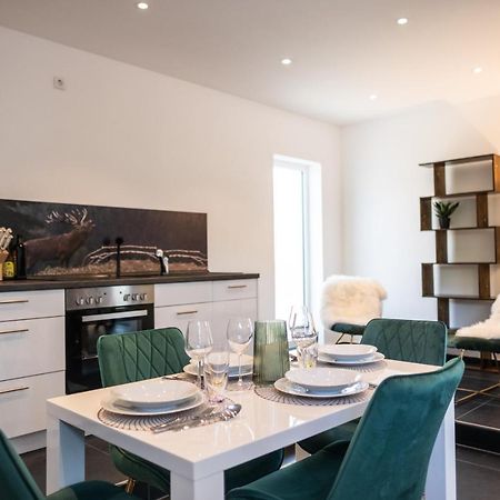Klassen Apartments! Erleben Sie Biberach In Diesem Stilvollem Bungalow Mit Charme Und Komfort Biberach an der Riß Eksteriør bilde