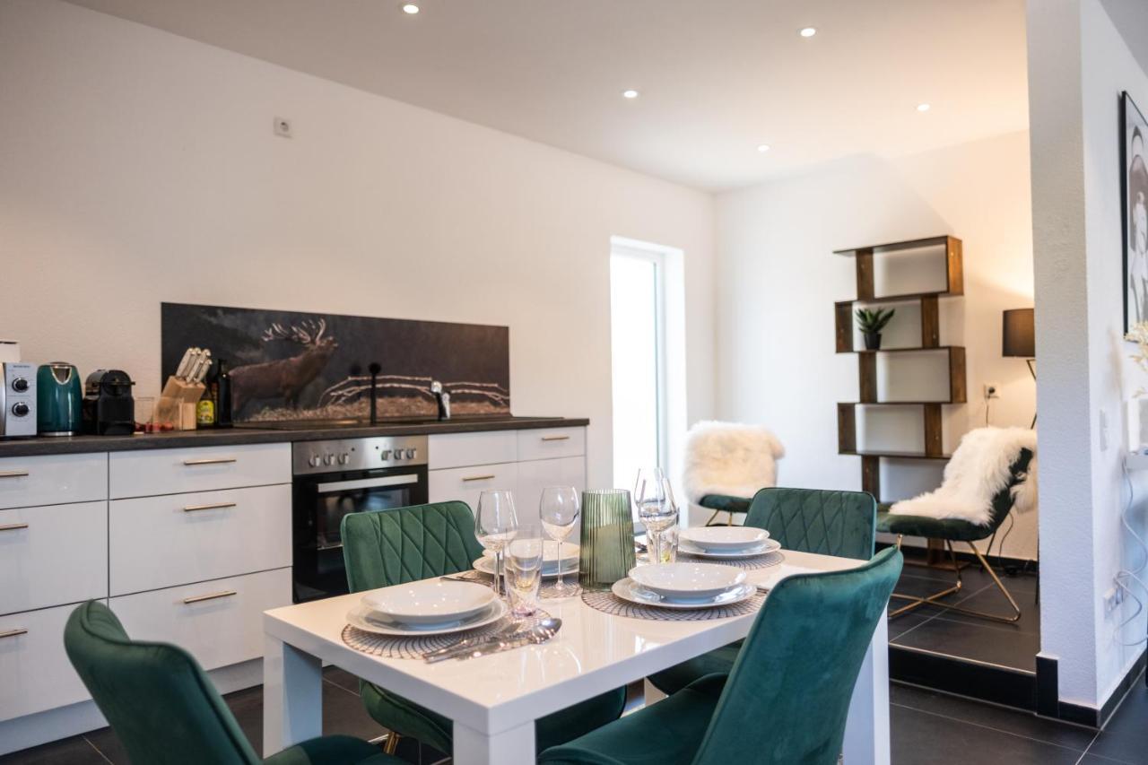 Klassen Apartments! Erleben Sie Biberach In Diesem Stilvollem Bungalow Mit Charme Und Komfort Biberach an der Riß Eksteriør bilde